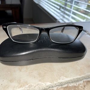 RayBan womens eyeglasses in great condition.